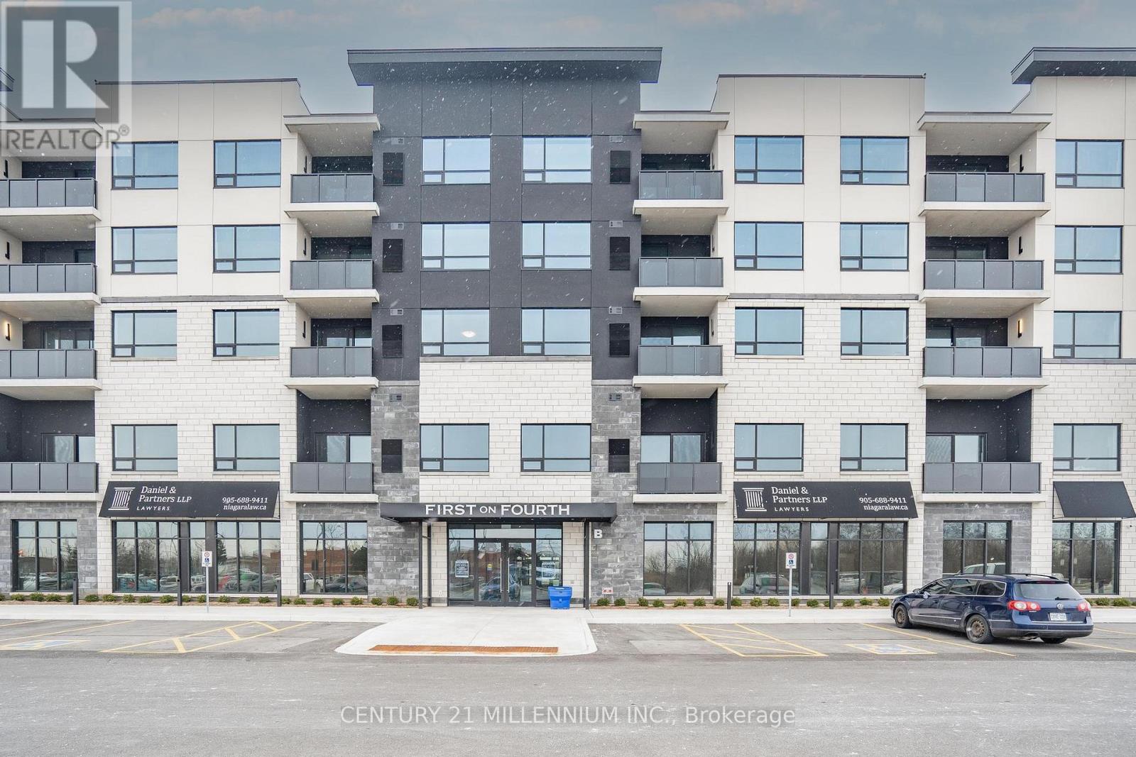 403 - 300b On The Fourth Avenue N, St. Catharines, Ontario  L2S 0E6 - Photo 2 - X12957760