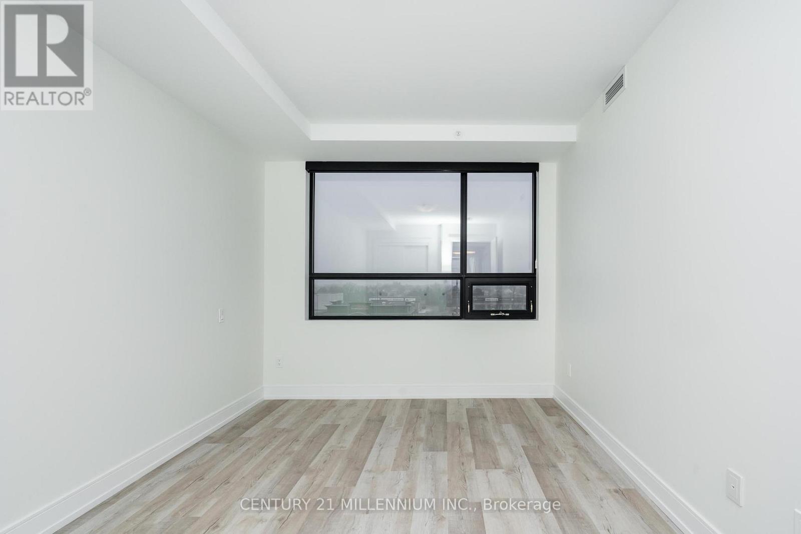 403 - 300b On The Fourth Avenue N, St. Catharines, Ontario  L2S 0E6 - Photo 21 - X12957760