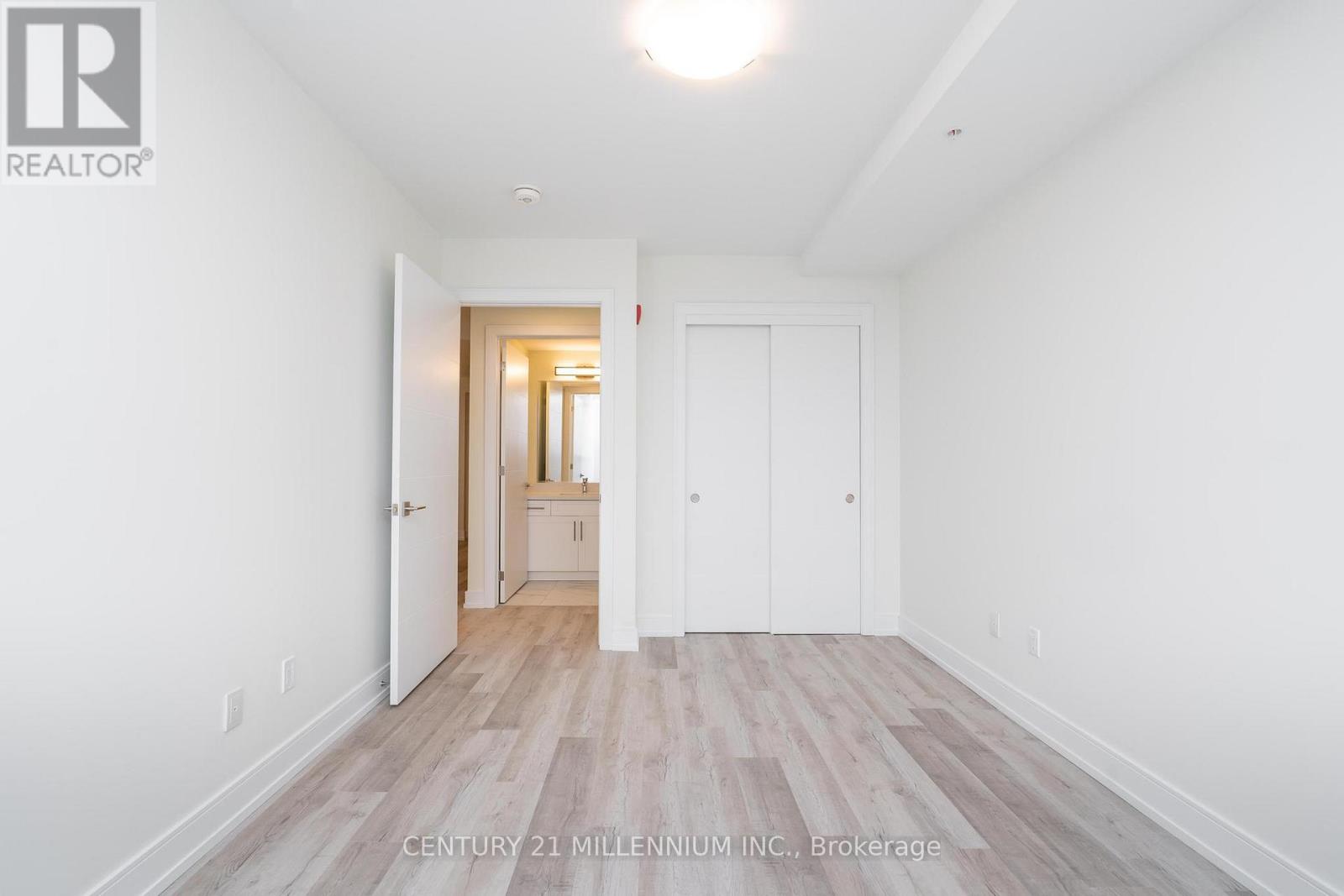 403 - 300b On The Fourth Avenue N, St. Catharines, Ontario  L2S 0E6 - Photo 22 - X12957760