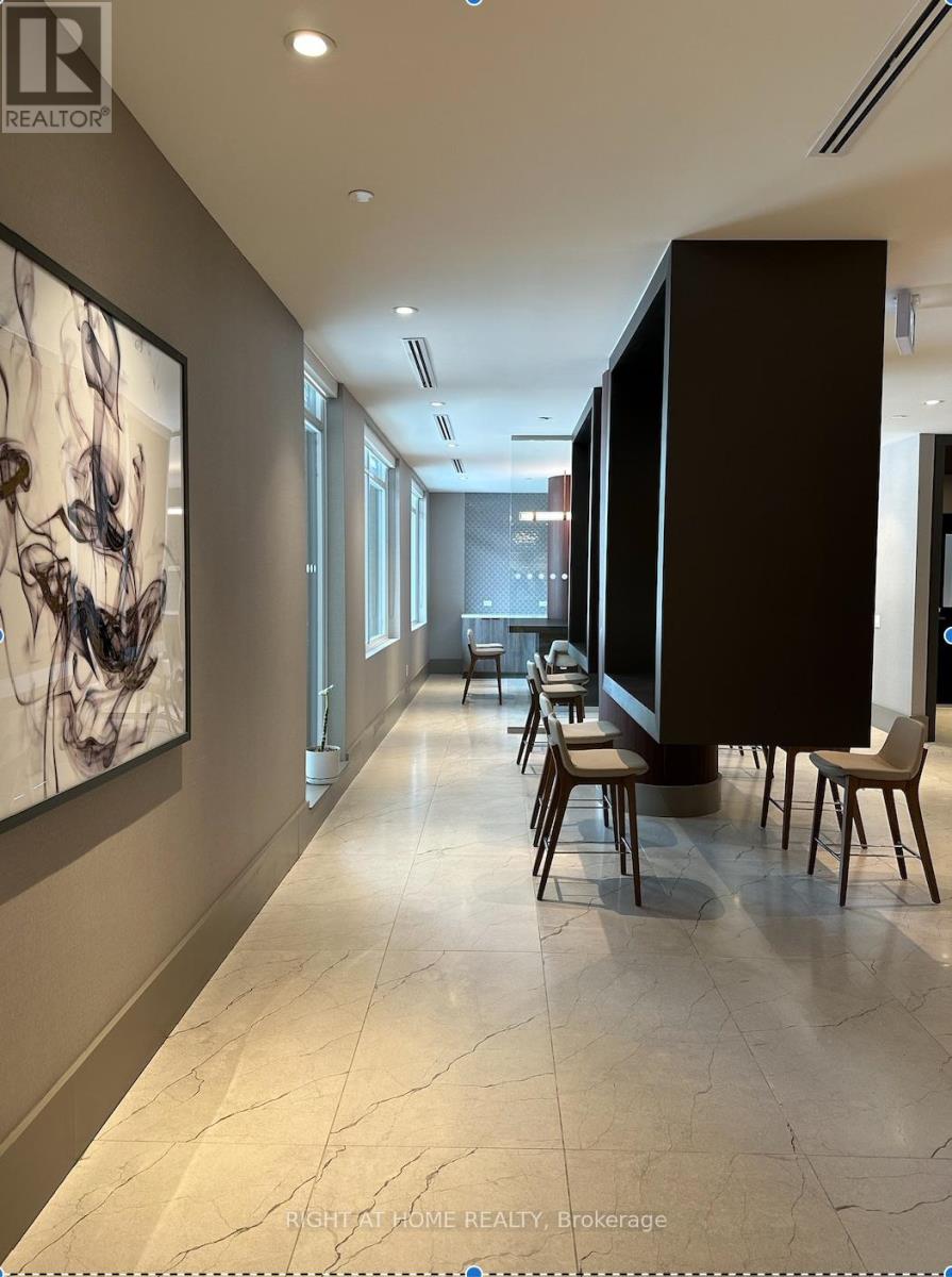 222 - 55 Duke Street W, Kitchener, Ontario  N2H 0B7 - Photo 7 - X12957770