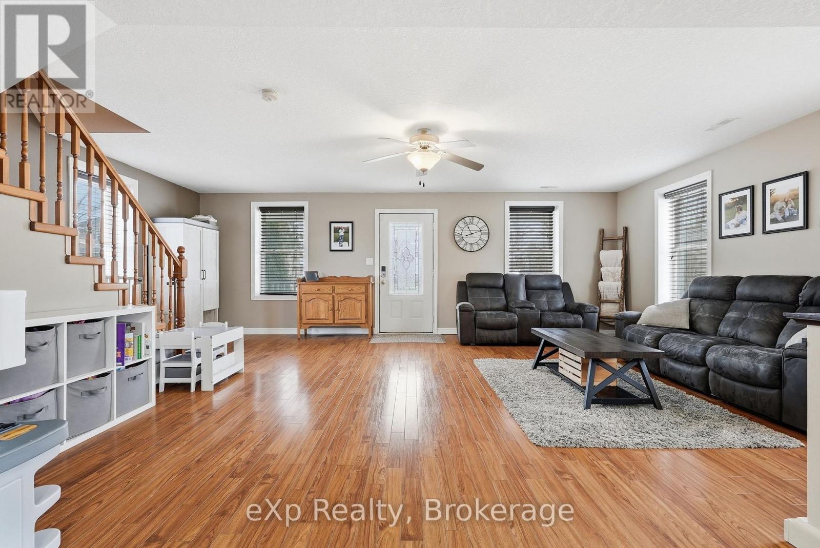 65 Elora Street N, Minto, Ontario  N0G 1M0 - Photo 10 - X12502924