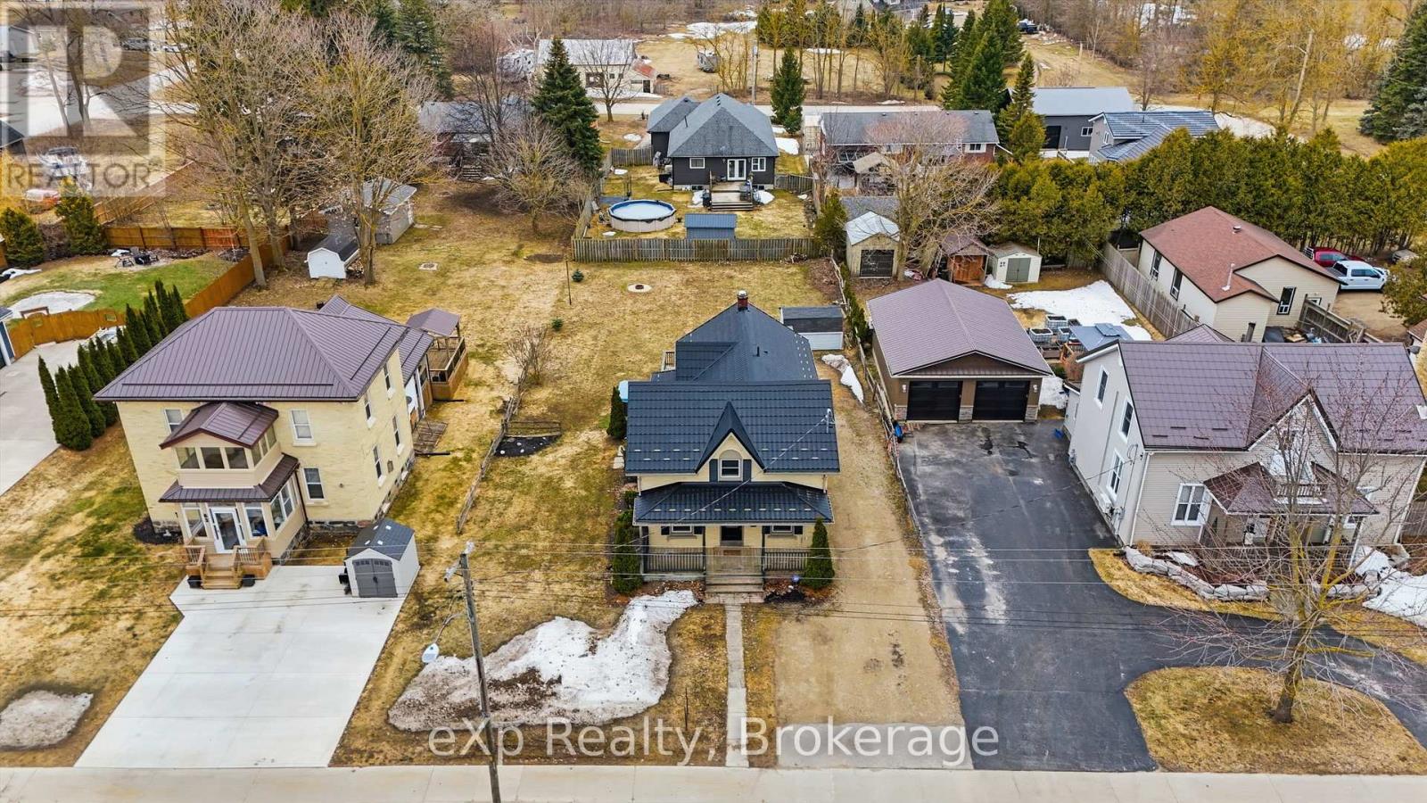 65 Elora Street N, Minto, Ontario  N0G 1M0 - Photo 4 - X12502924