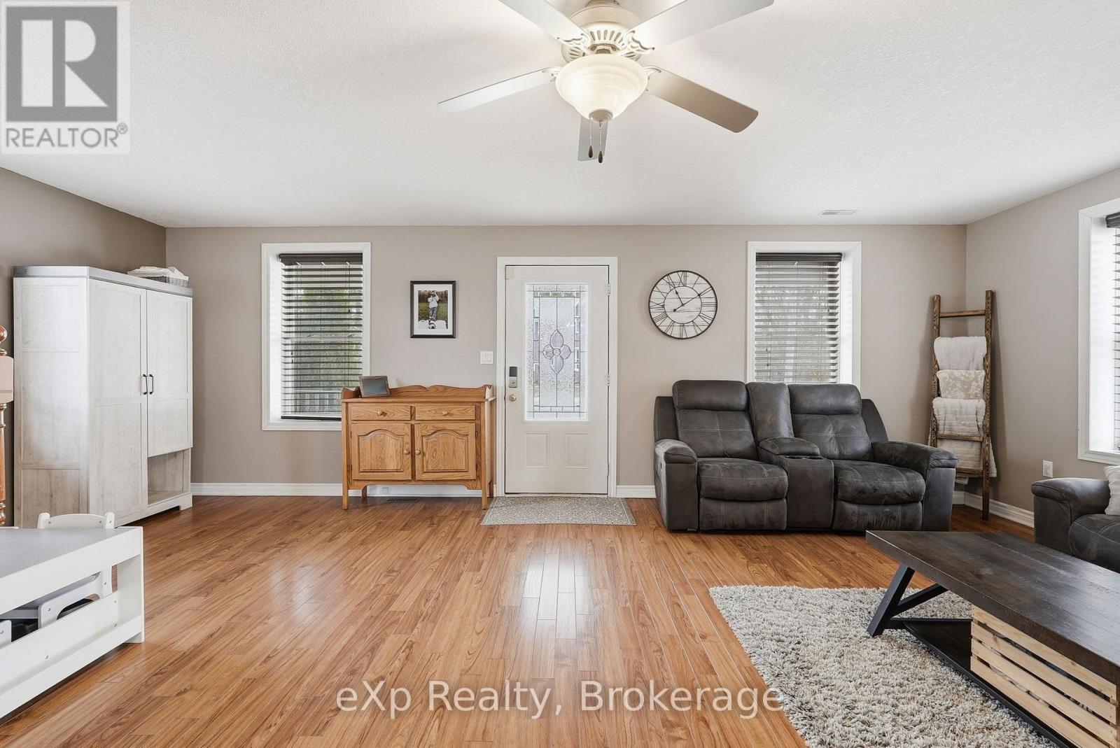 65 Elora Street N, Minto, Ontario  N0G 1M0 - Photo 8 - X12502924