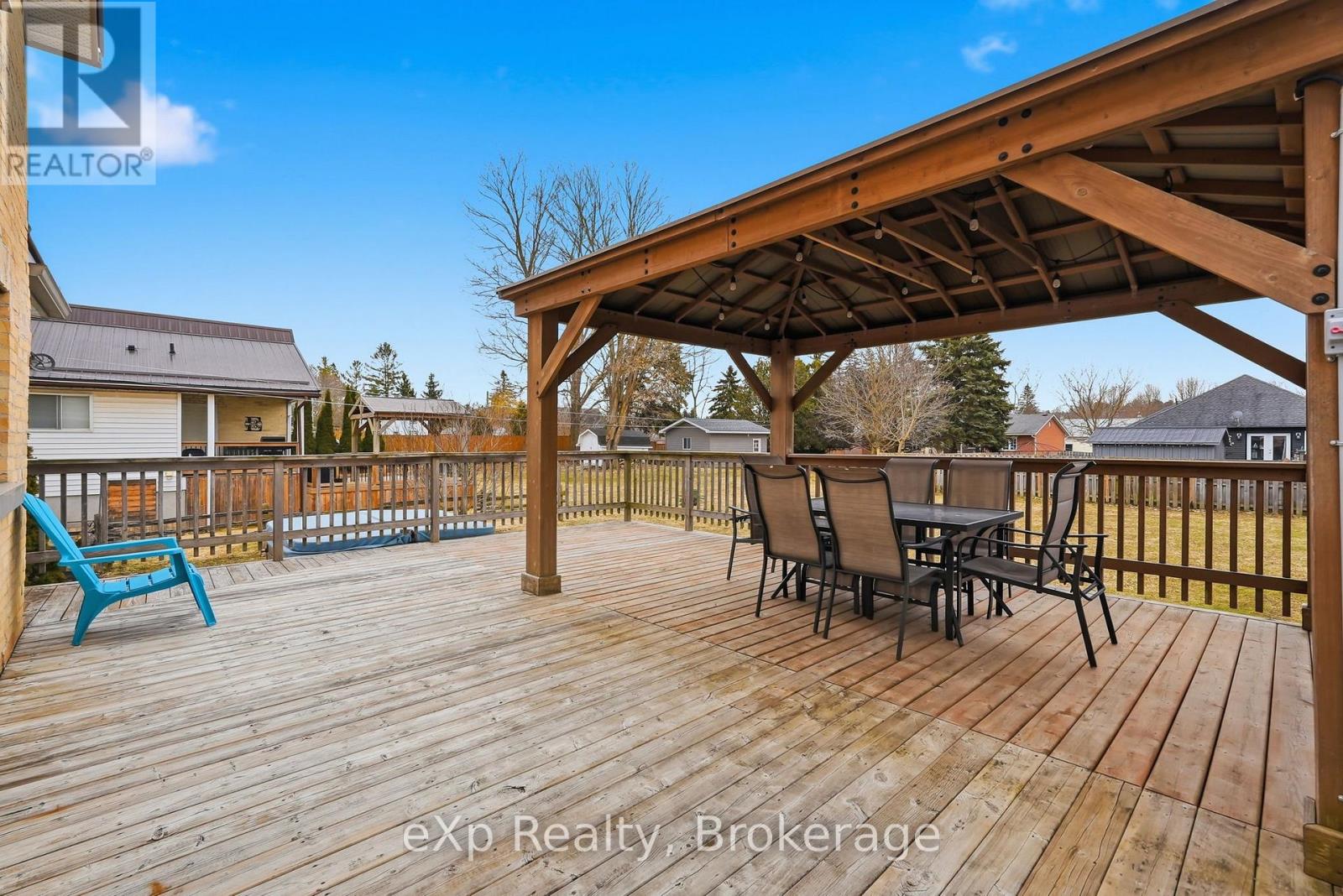 65 Elora Street N, Minto, Ontario  N0G 1M0 - Photo 33 - X12502924