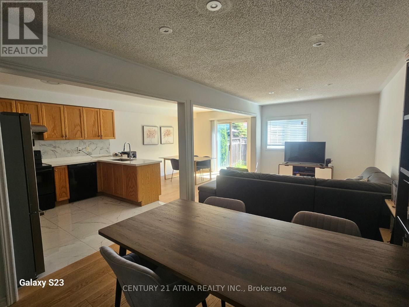 80 Matteo David Drive, Richmond Hill, Ontario  L4S 2T1 - Photo 3 - N12957504