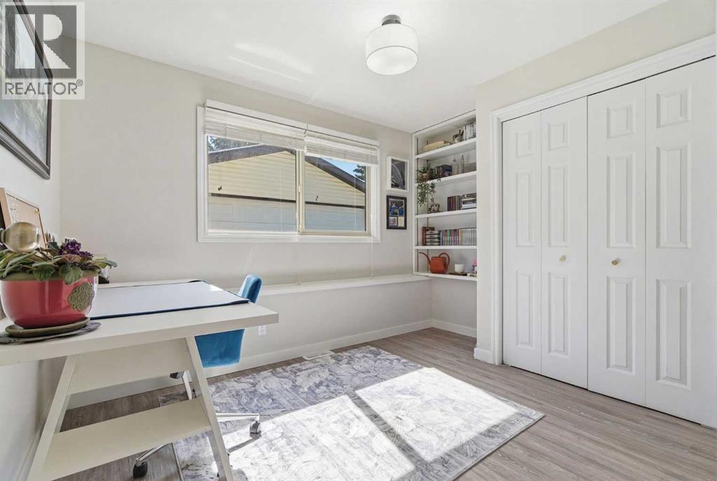 7 Woodmont Rise SW, Calgary, Alberta  T2W 4L4 - Photo 29 - A2298701