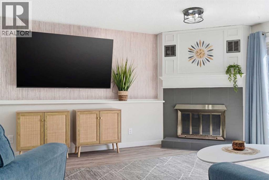 7 Woodmont Rise SW, Calgary, Alberta  T2W 4L4 - Photo 40 - A2298701