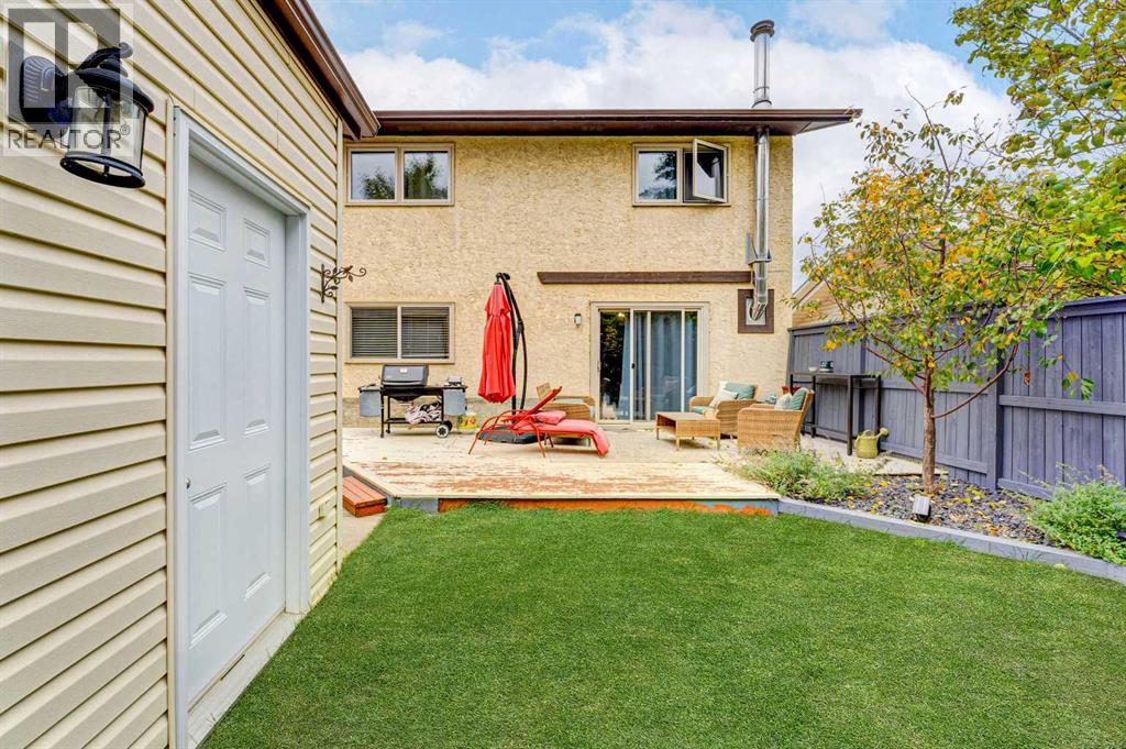 7 Woodmont Rise SW, Calgary, Alberta  T2W 4L4 - Photo 49 - A2298701