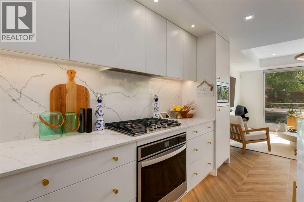 110, 8445 Broadcast Avenue SW, Calgary, Alberta  T3H 4C7 - Photo 24 - A2256289