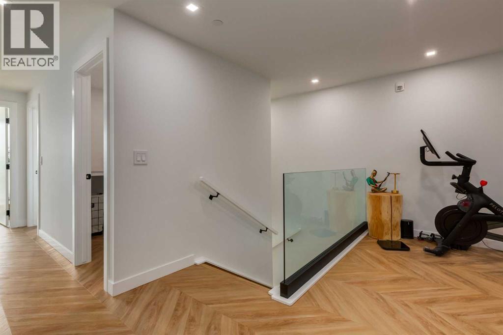 110, 8445 Broadcast Avenue SW, Calgary, Alberta  T3H 4C7 - Photo 33 - A2256289