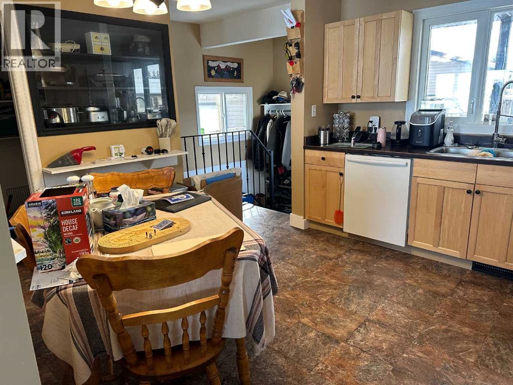 2123 16 Avenue, Didsbury, Alberta  T0M 0W0 - Photo 9 - A2296931