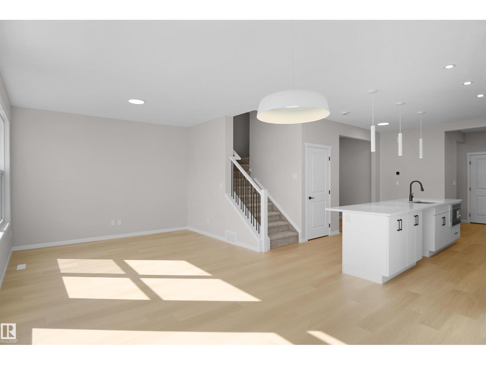 7113 51 Av, Beaumont, Alberta  T4X 3E5 - Photo 5 - E4480629