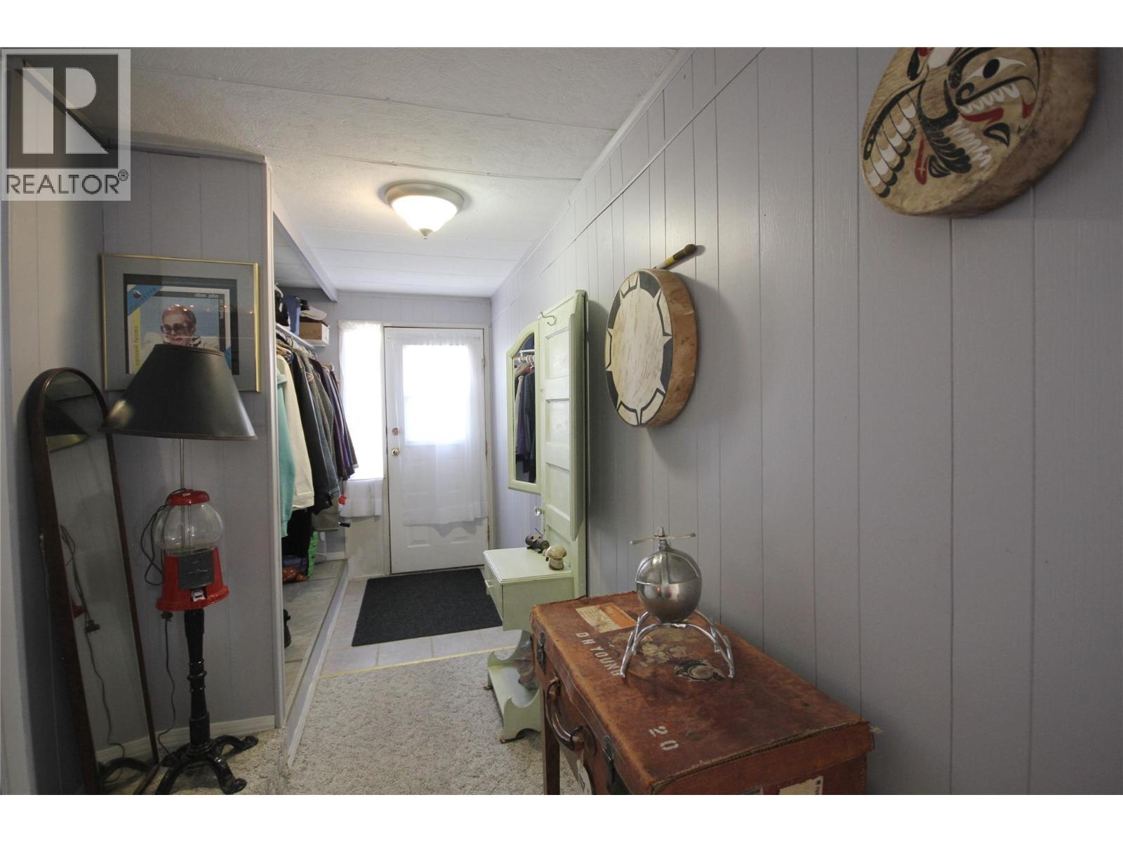 402 Conklin Avenue, Penticton, British Columbia V2A 2T4 - Photo 4 - 10373777