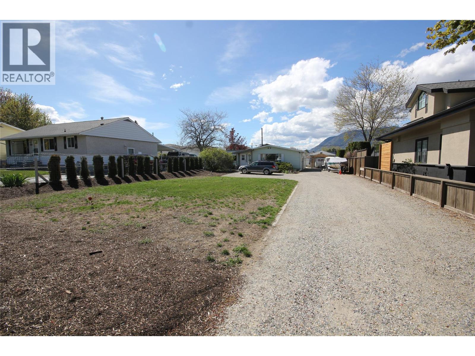 402 Conklin Avenue, Penticton, British Columbia V2A 2T4 - Photo 24 - 10373777