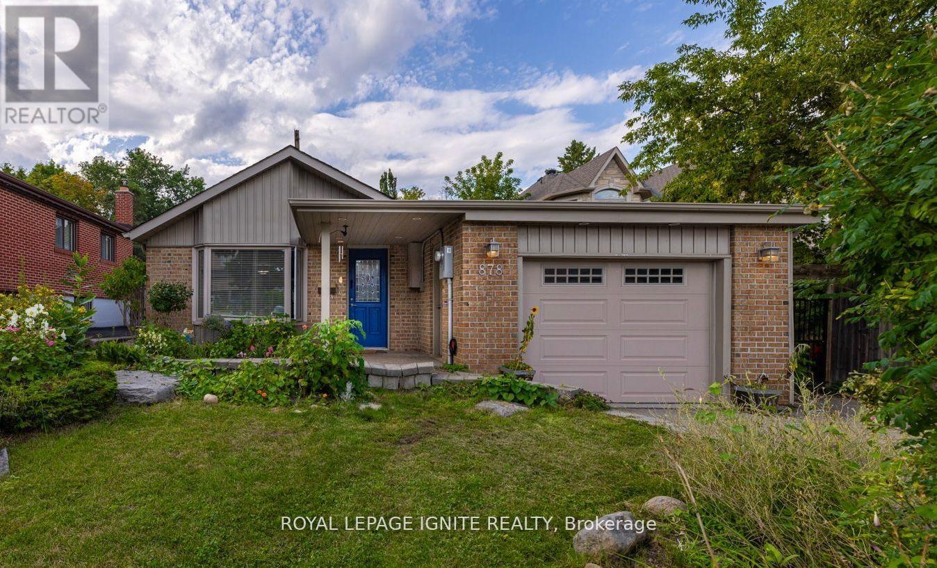 878 STROUDS LANE, Pickering, Ontario