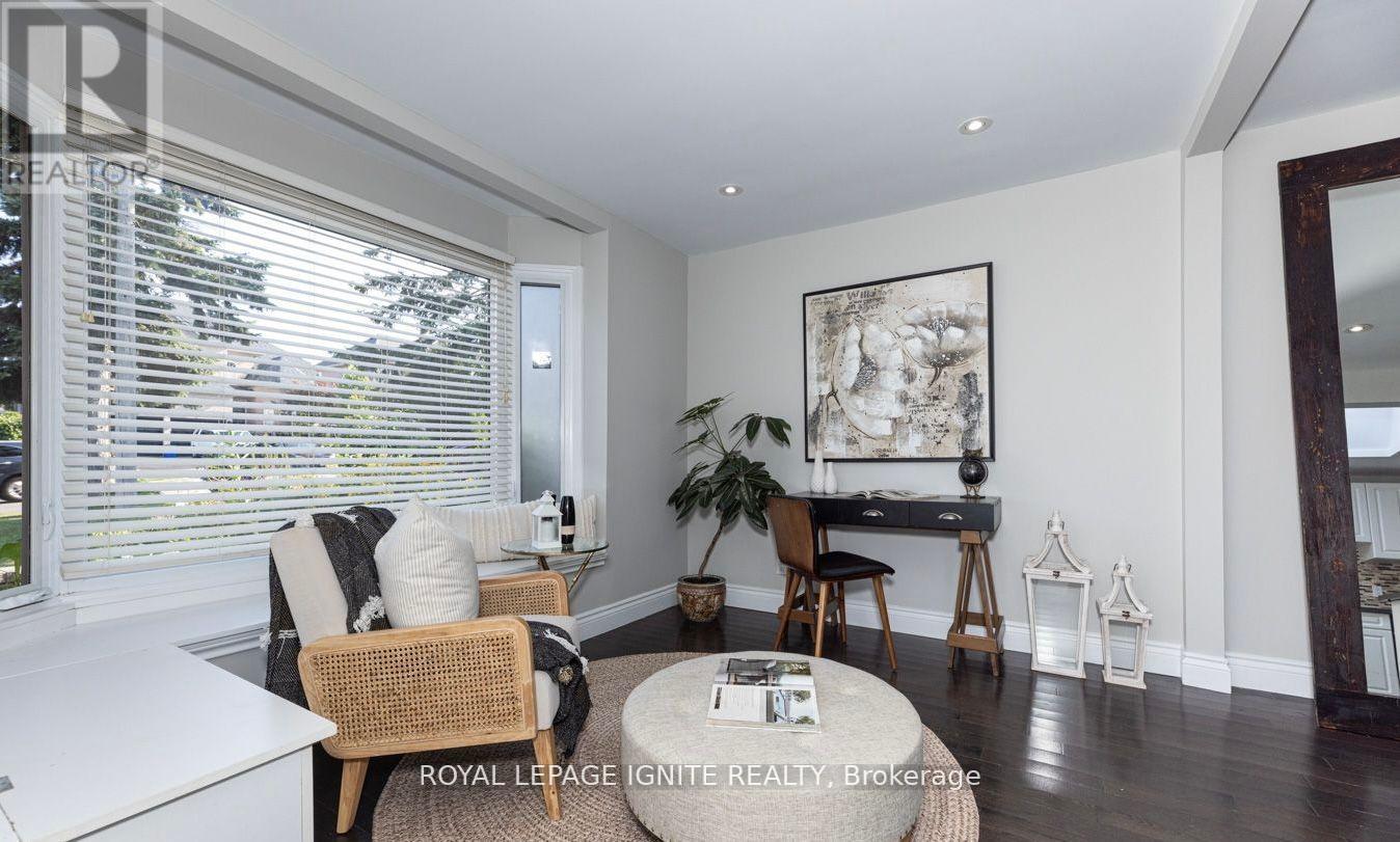 878 Strouds Lane, Pickering, Ontario  L1V 1H2 - Photo 4 - E12845820