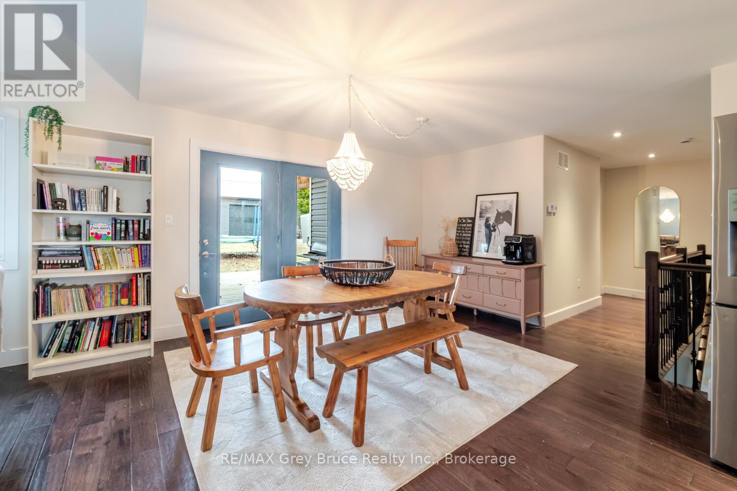 6 Point View Drive, Northern Bruce Peninsula, Ontario  N0H 1W0 - Photo 13 - X12957834