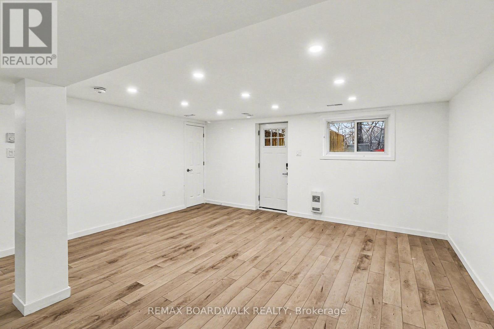 1399 Ellsworth Lane, Ottawa, Ontario  K4P 1N3 - Photo 2 - X12957840