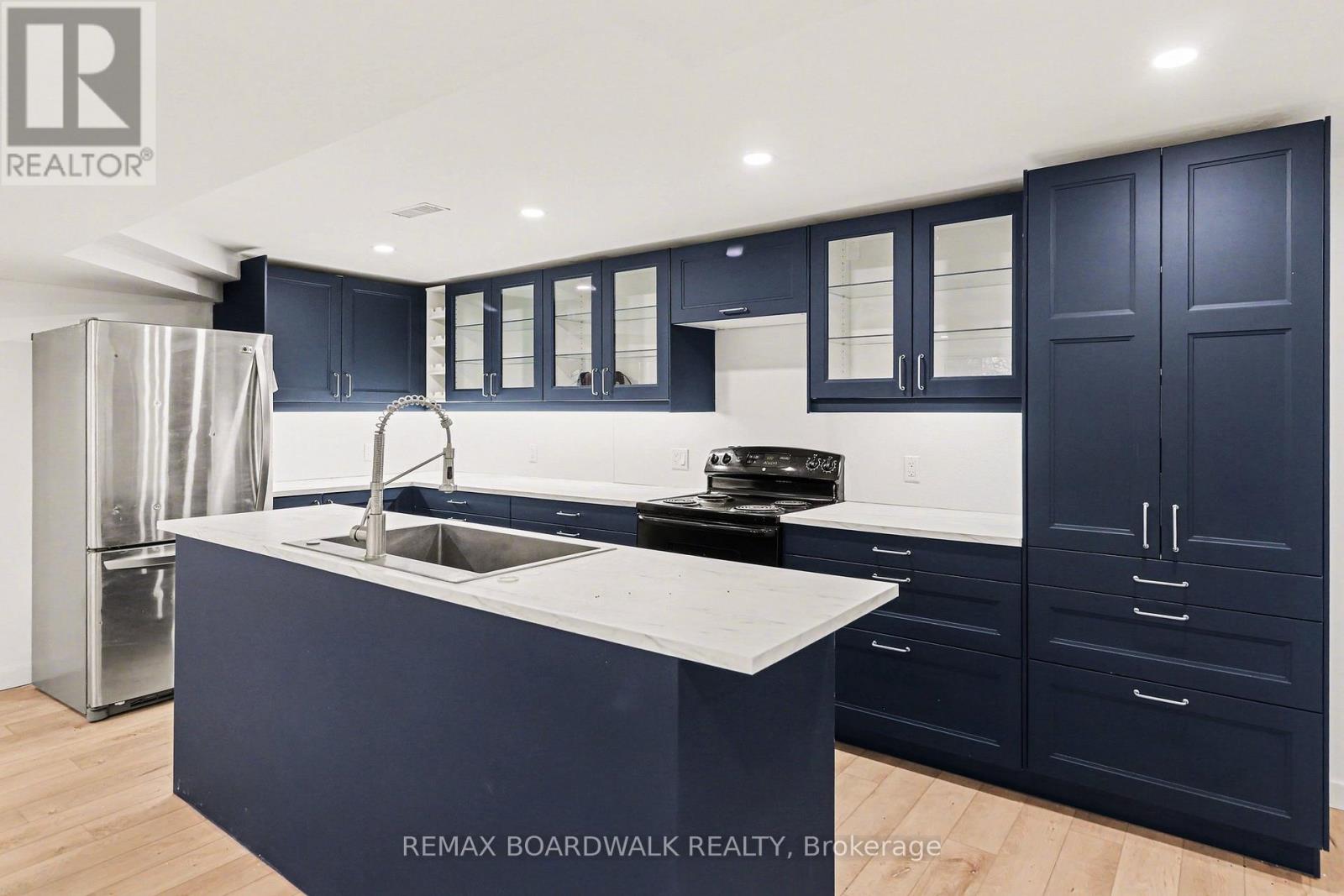 1399 Ellsworth Lane, Ottawa, Ontario  K4P 1N3 - Photo 5 - X12957840