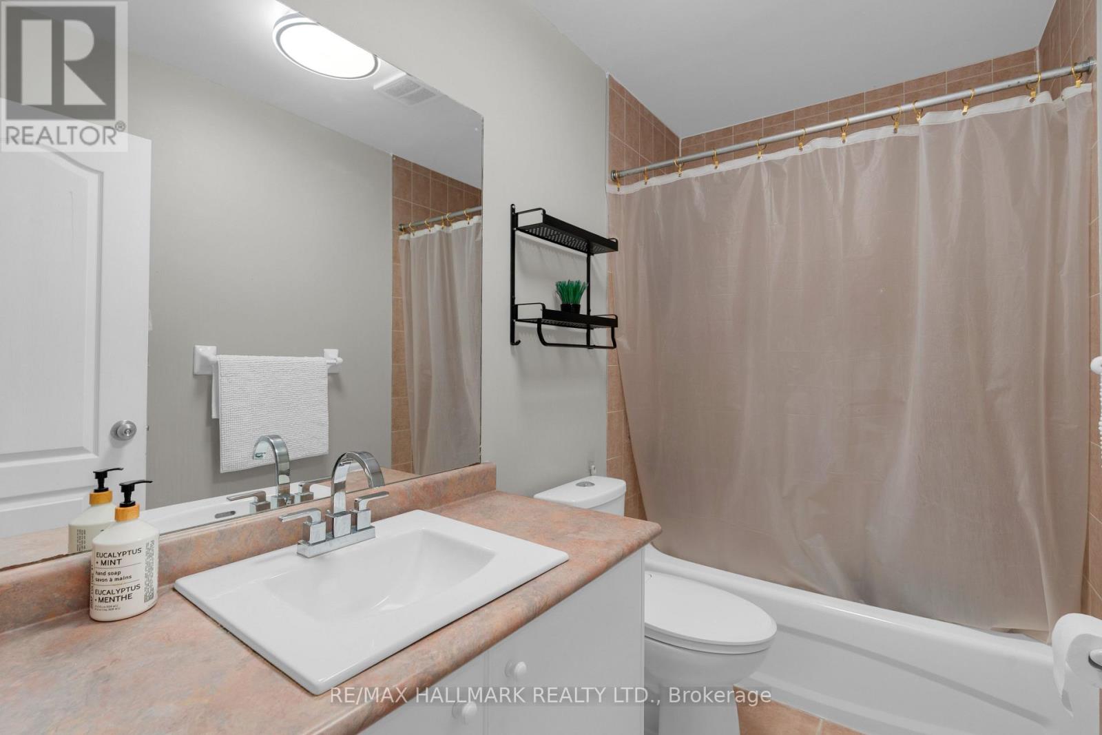 78 Sunridge Street, Richmond Hill, Ontario  L4E 3Z4 - Photo 28 - N12957818