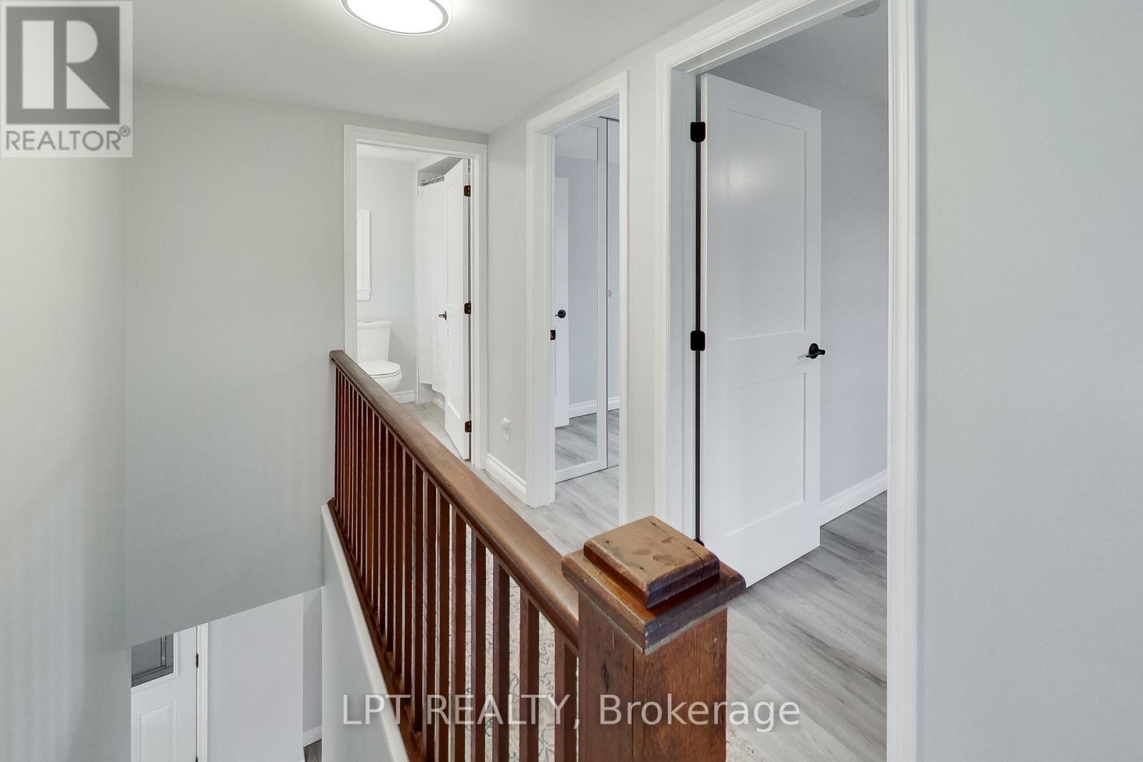 33 Ridge Road W, Oro-Medonte, Ontario  L0L 2E0 - Photo 21 - S12957792