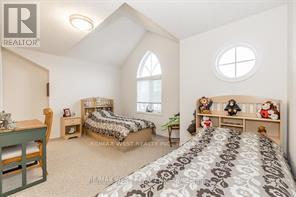 118 Succession Crescent, Barrie (Innis-Shore), Ontario  L4M 7G7 - Photo 35 - S12957806