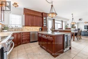 118 Succession Crescent, Barrie (Innis-Shore), Ontario  L4M 7G7 - Photo 5 - S12957806