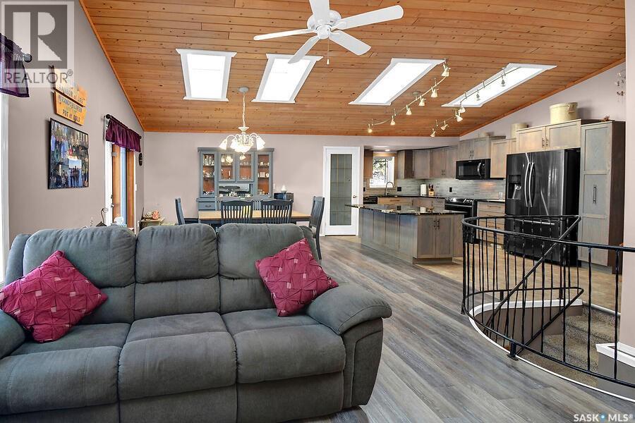 3013 Bonne Madone Beach, Wakaw Lake, Saskatchewan  S0K 4P0 - Photo 12 - SK031077