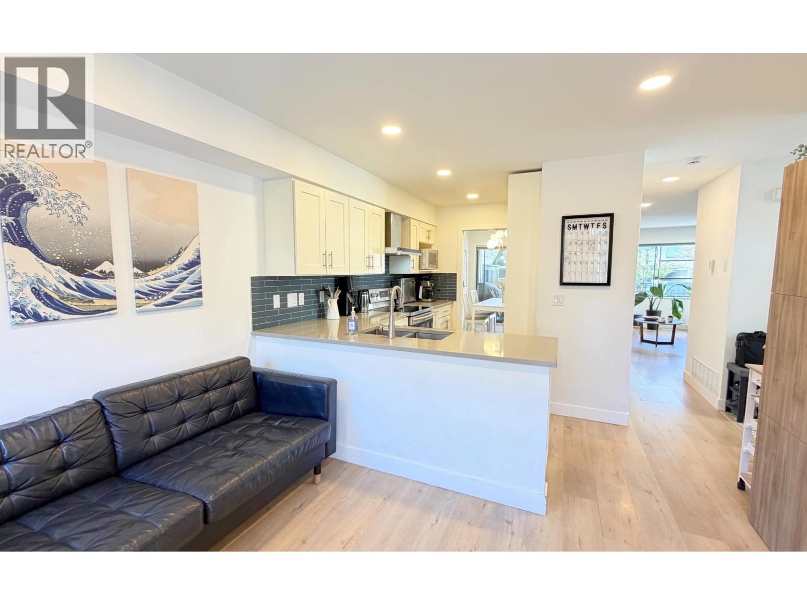 10 2118 Eastern Avenue, North Vancouver, British Columbia  V7L 3G3 - Photo 6 - R3105771