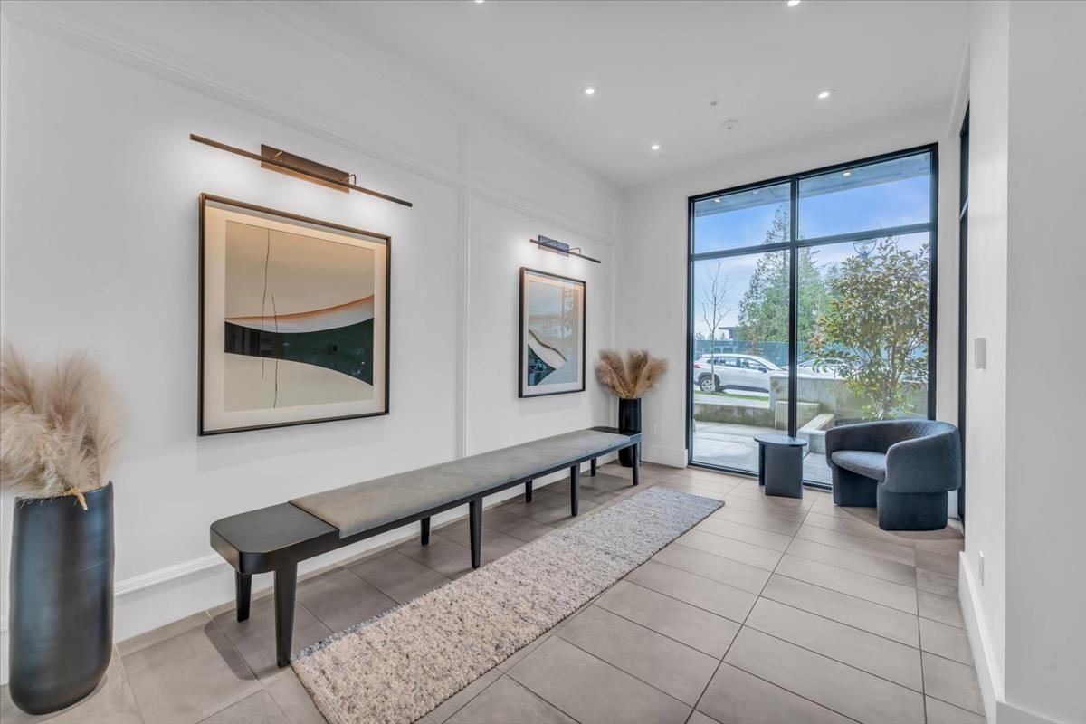 112 13929 105 Boulevard, Surrey, British Columbia  V3T 0R5 - Photo 2 - R3105794