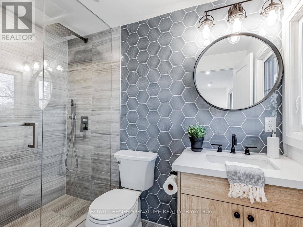 5502 Eaton Avenue, Burlington, Ontario  L7L 3S8 - Photo 23 - W12957782