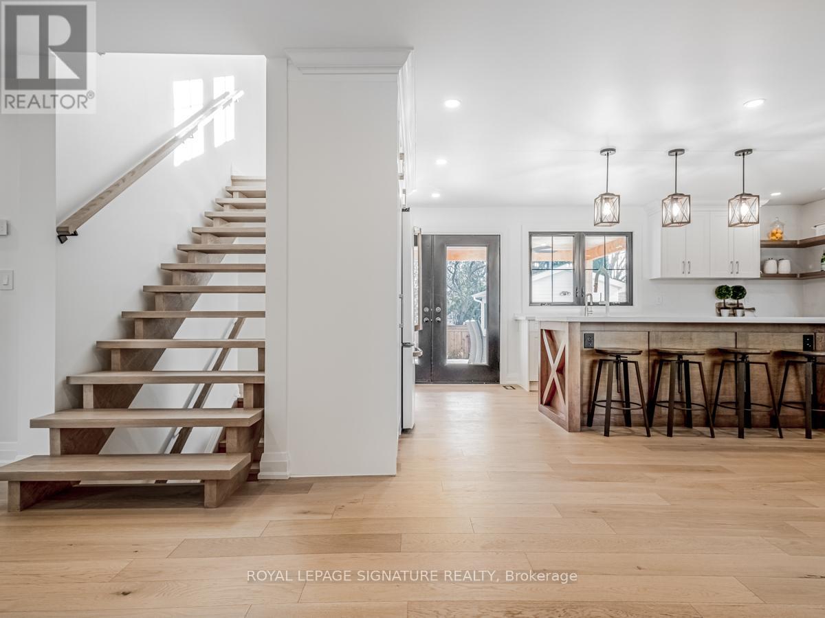 5502 Eaton Avenue, Burlington, Ontario  L7L 3S8 - Photo 4 - W12957782