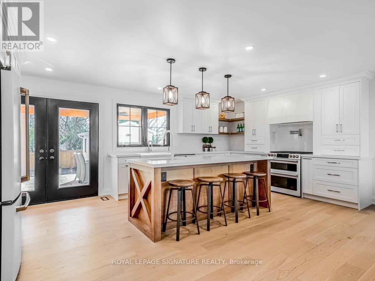 5502 Eaton Avenue, Burlington, Ontario  L7L 3S8 - Photo 5 - W12957782