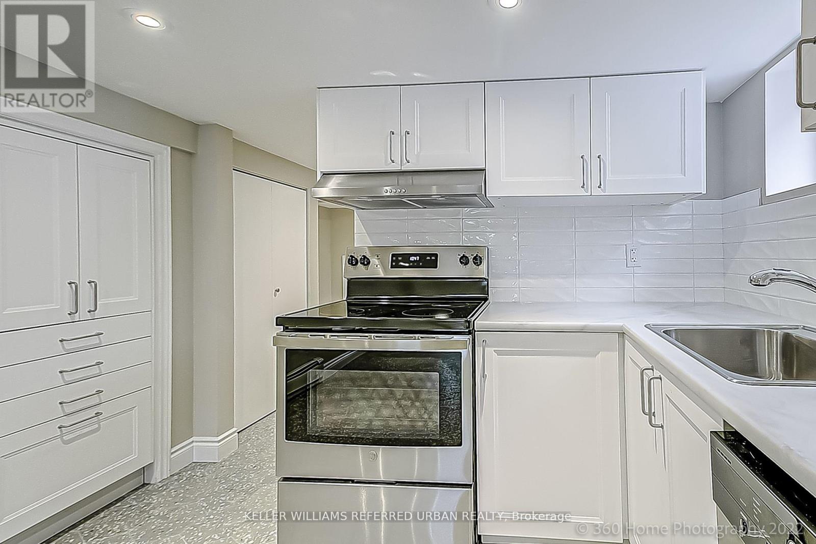 Bsmt - 554 Caledonia Road, Toronto, Ontario  M6E 4V4 - Photo 15 - W12957786