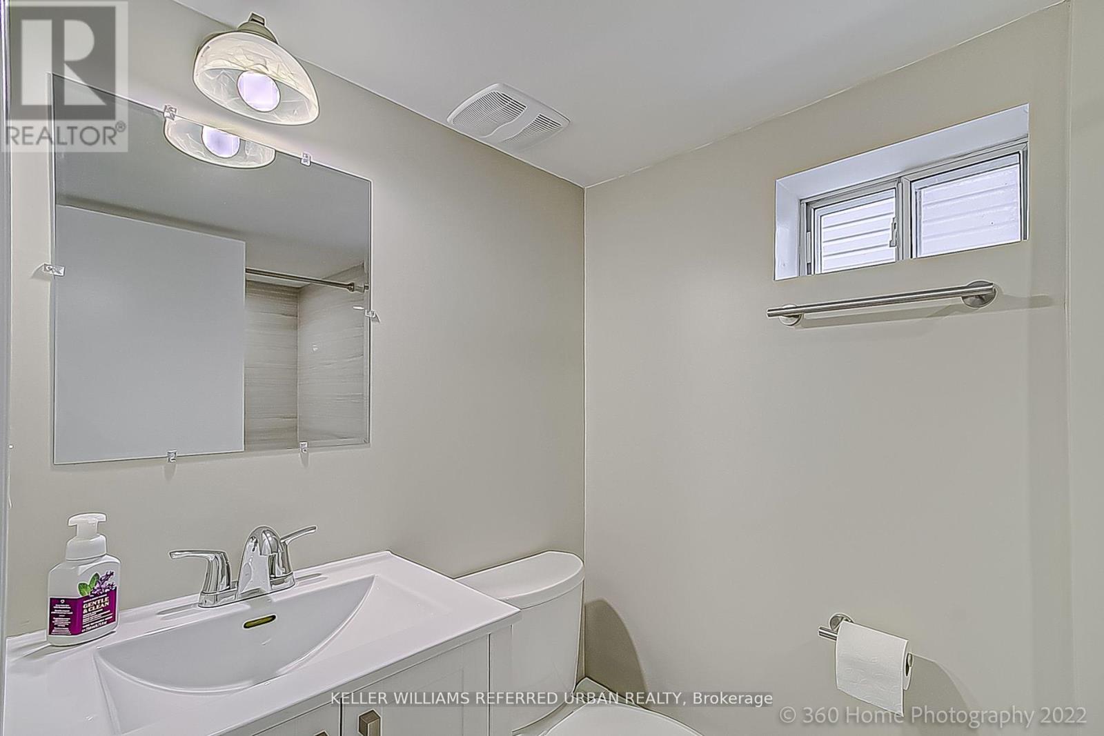 Bsmt - 554 Caledonia Road, Toronto, Ontario  M6E 4V4 - Photo 7 - W12957786