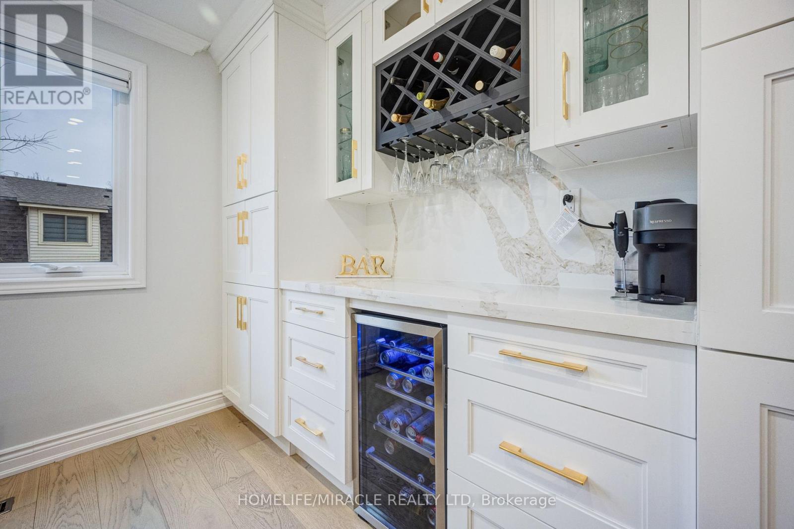 204 Sheraton Court, Oakville, Ontario  L6L 5N3 - Photo 19 - W12957796