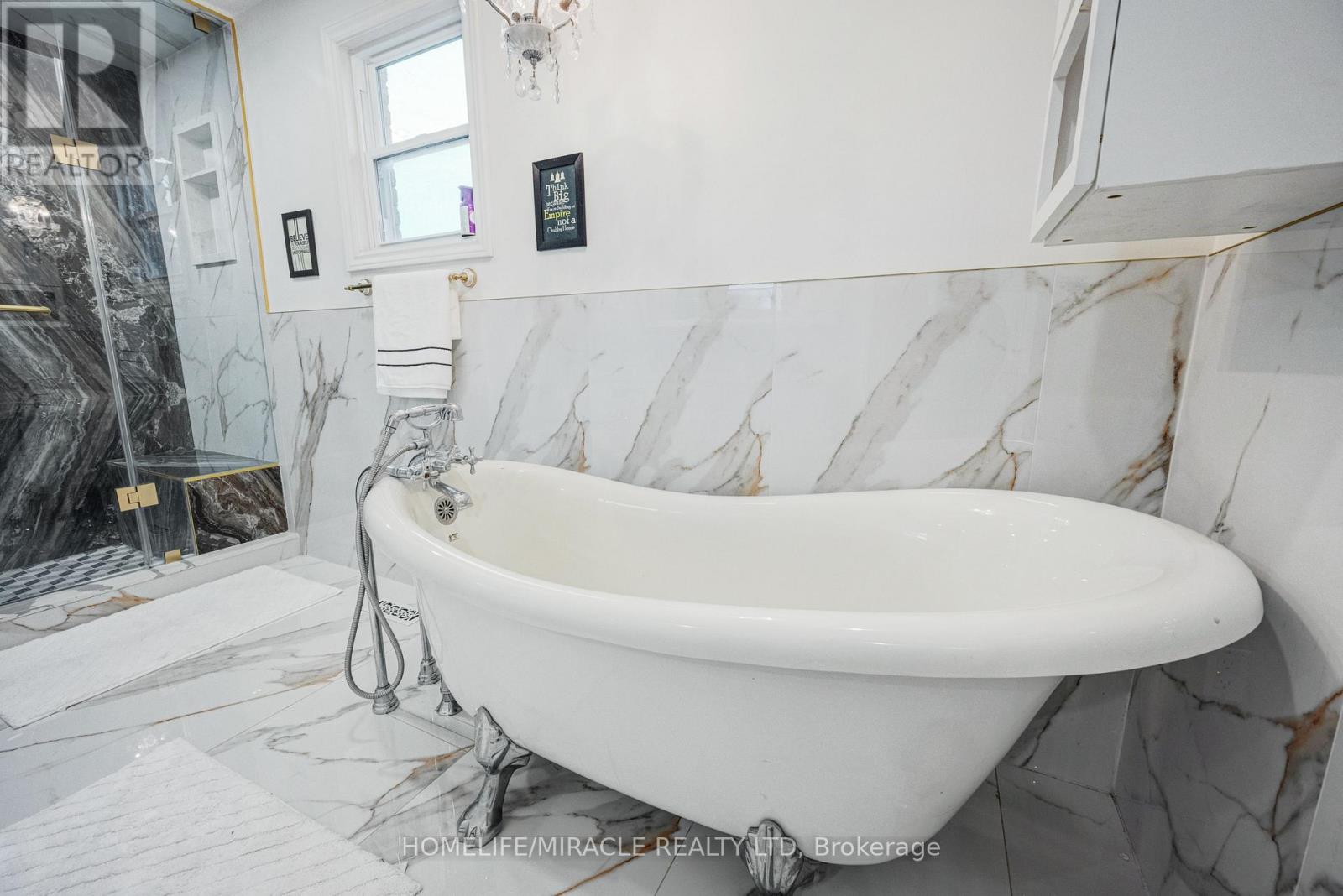 204 Sheraton Court, Oakville, Ontario  L6L 5N3 - Photo 39 - W12957796