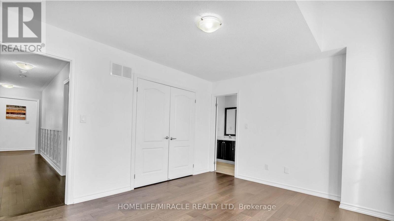 14 Canary Close, Brampton, Ontario  L6X 3A9 - Photo 13 - W12957822