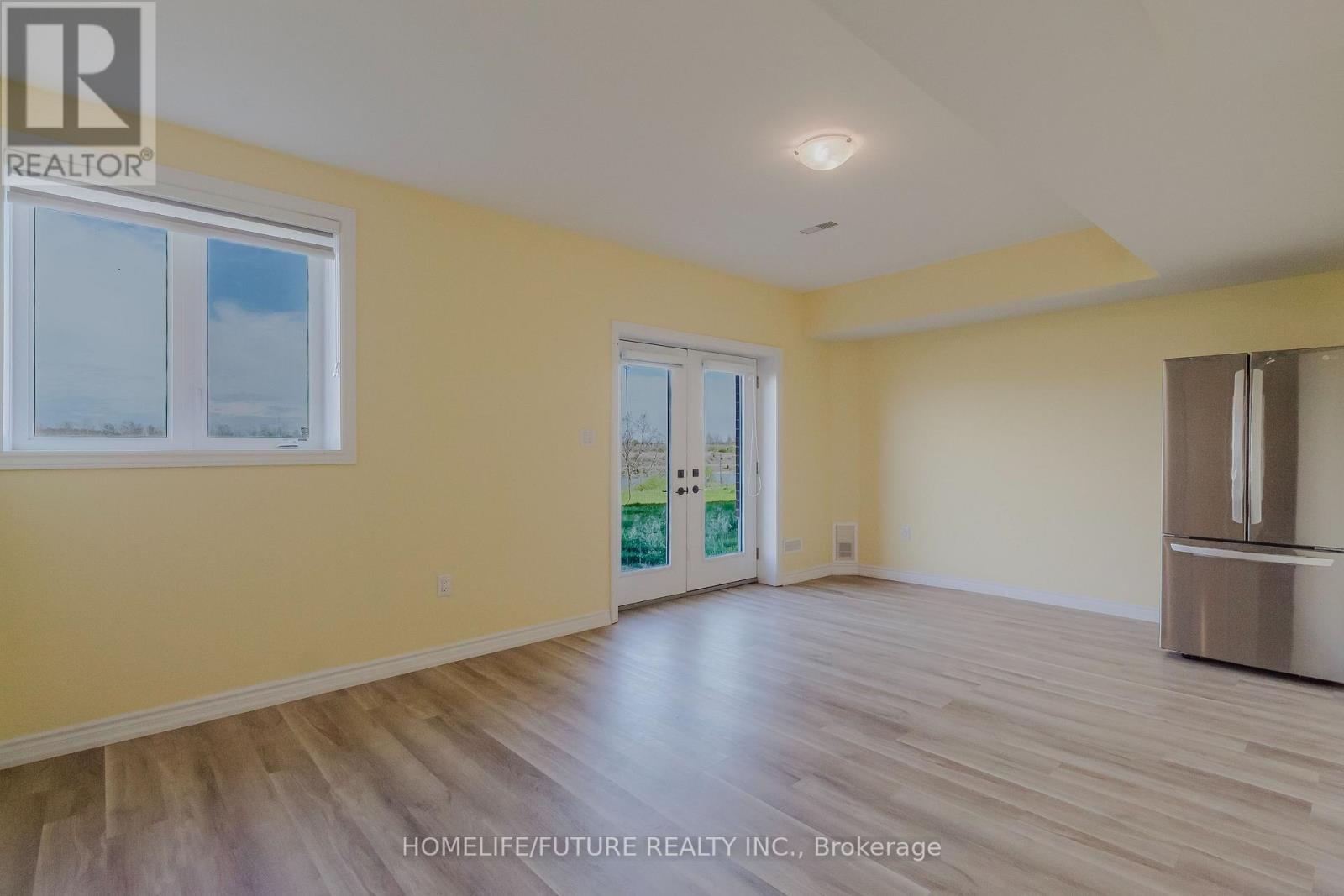 114 Shoreview Drive, Welland, Ontario  L3B 0H3 - Photo 20 - X12957808