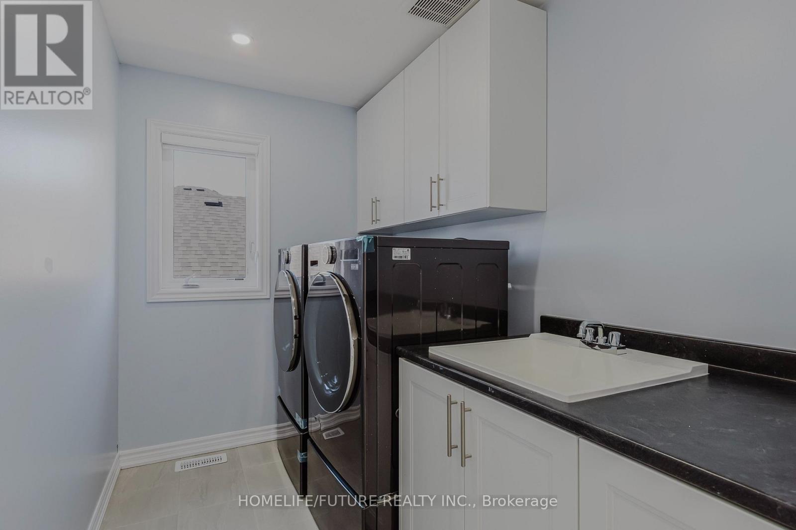 114 Shoreview Drive, Welland, Ontario  L3B 0H3 - Photo 21 - X12957808