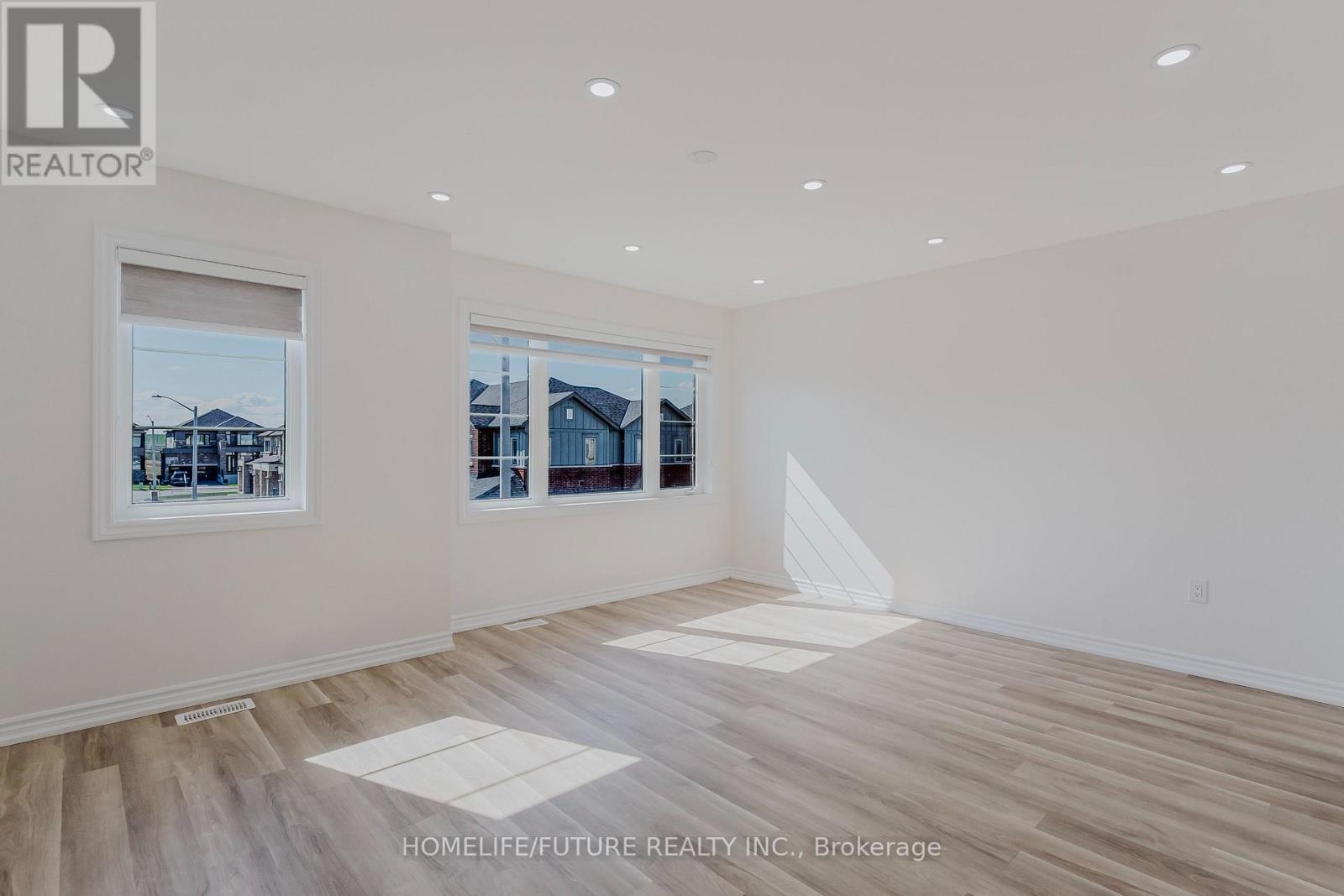 114 Shoreview Drive, Welland, Ontario  L3B 0H3 - Photo 24 - X12957808