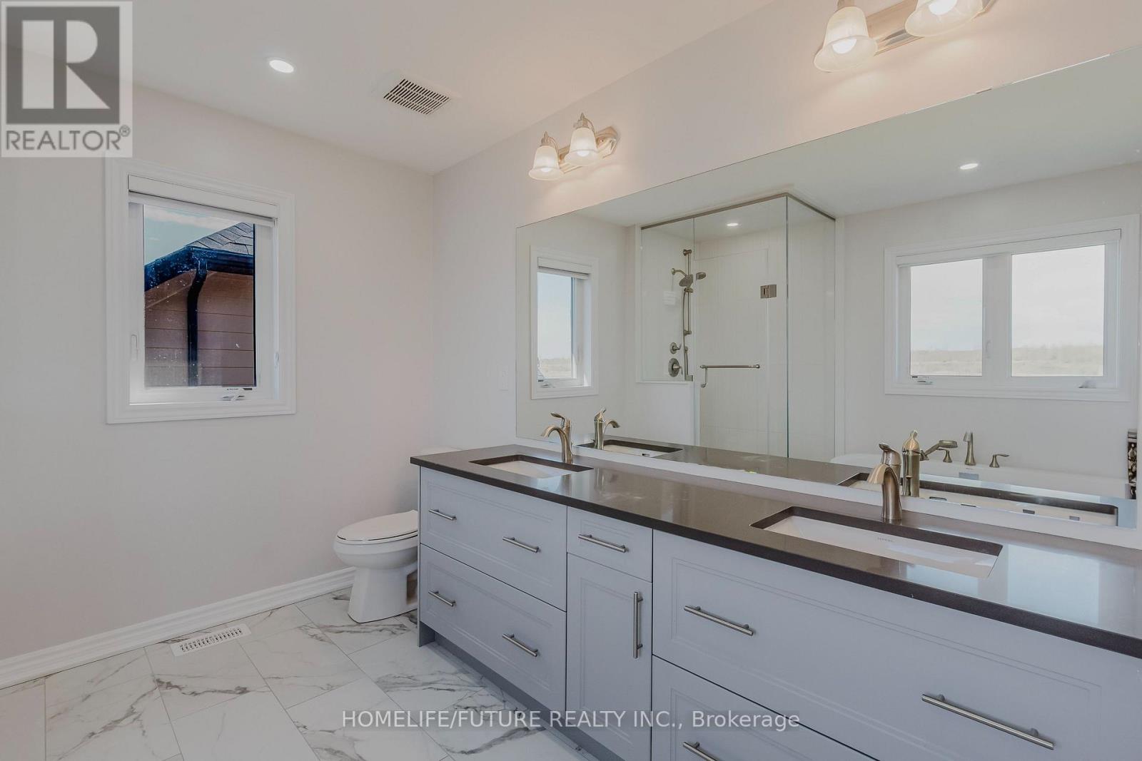 114 Shoreview Drive, Welland, Ontario  L3B 0H3 - Photo 31 - X12957808