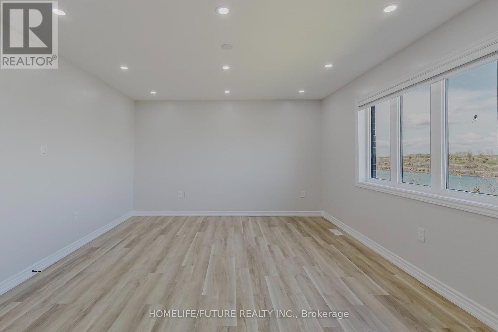 114 Shoreview Drive, Welland, Ontario  L3B 0H3 - Photo 35 - X12957808