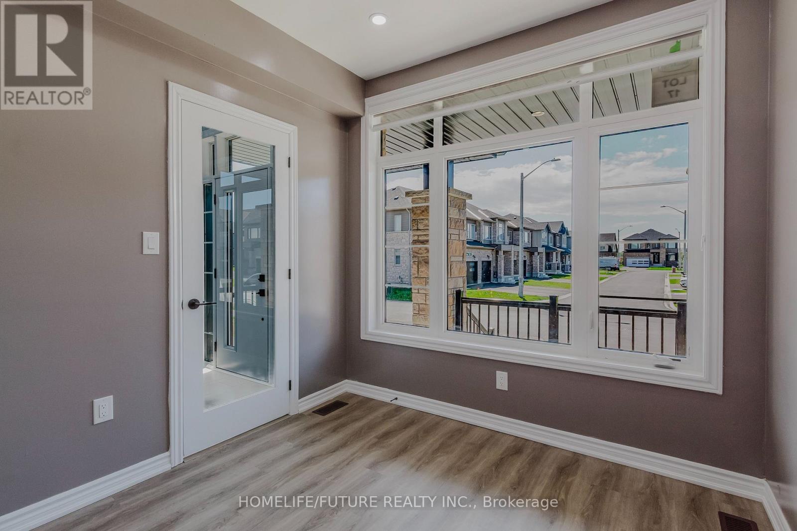 114 Shoreview Drive, Welland, Ontario  L3B 0H3 - Photo 38 - X12957808