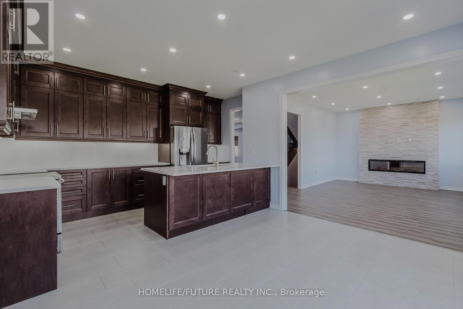 114 Shoreview Drive, Welland, Ontario  L3B 0H3 - Photo 47 - X12957808