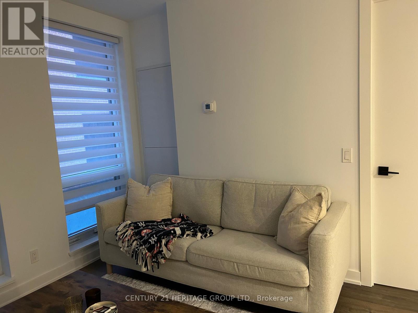 303 - 327 King Street W, Toronto, Ontario  M5V 0W7 - Photo 8 - C12957800