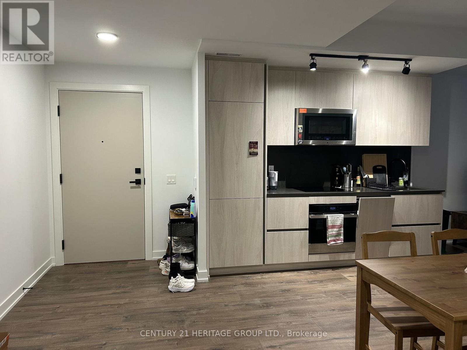 303 - 327 King Street W, Toronto, Ontario  M5V 0W7 - Photo 9 - C12957800