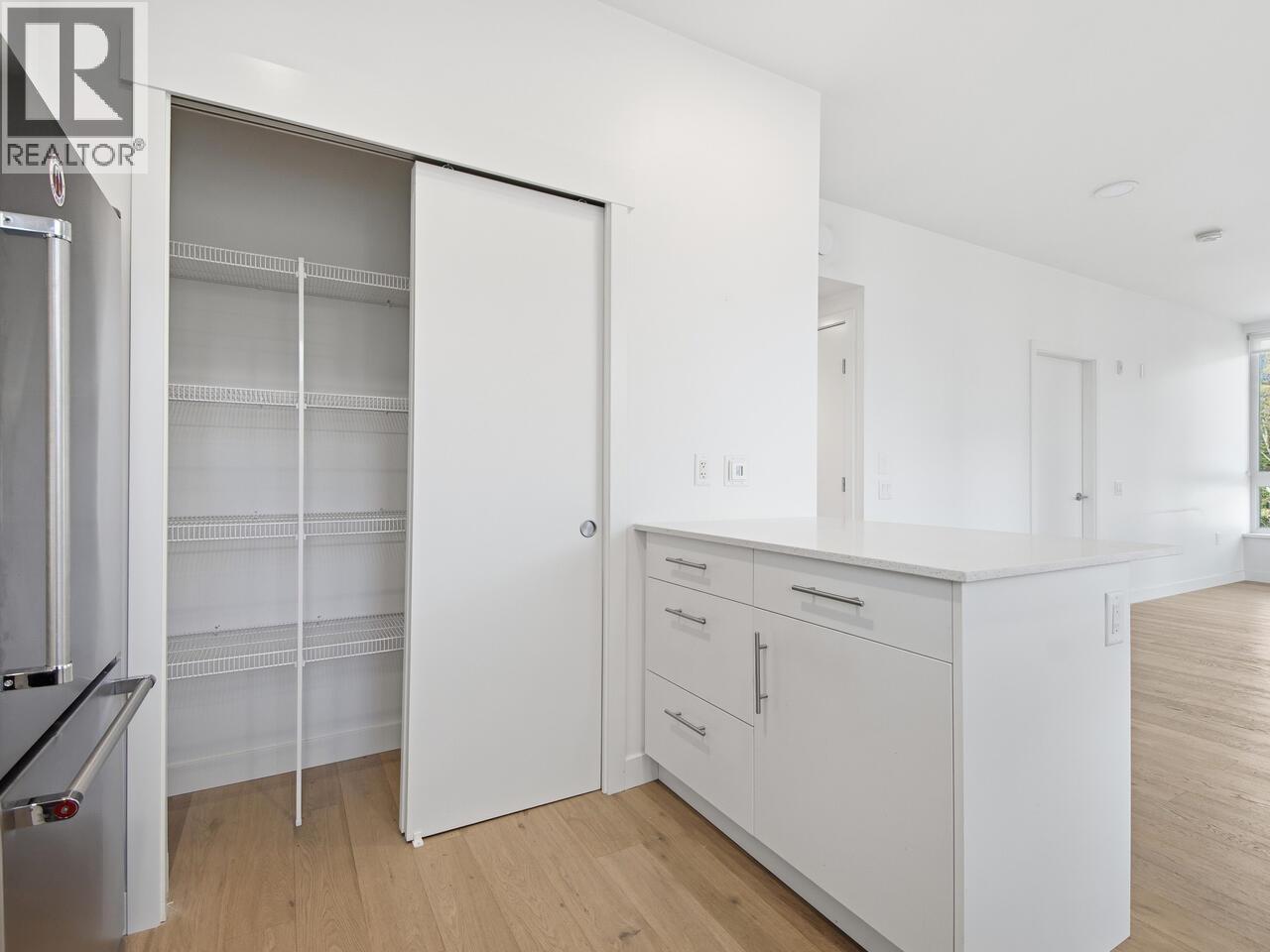 405 2137 Chesterfield Avenue, North Vancouver, British Columbia  V7M 2P7 - Photo 5 - R3106650