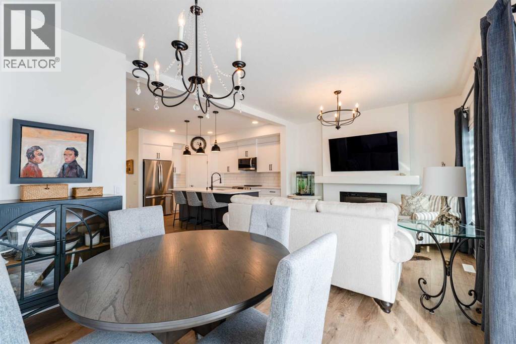 244 Heritage Heights, Cochrane, Alberta  T4C 3A7 - Photo 5 - A2298771