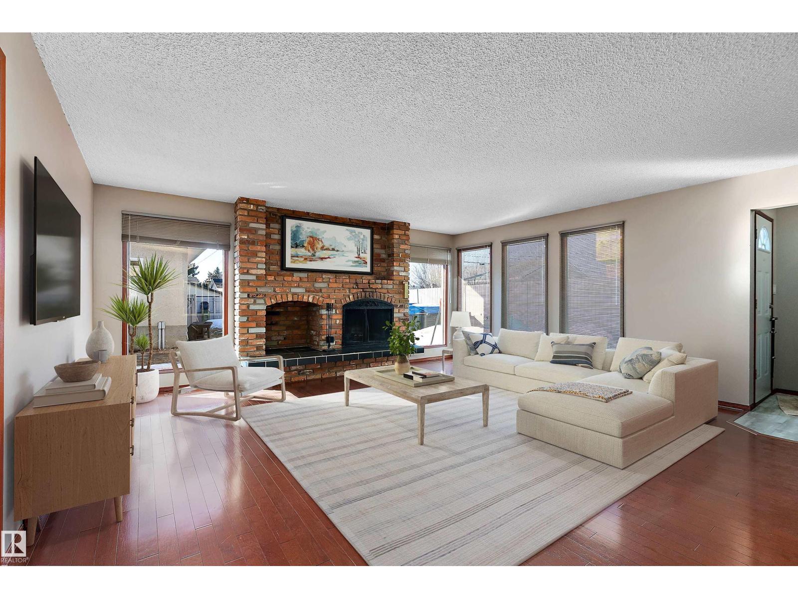 7711 132 A Av Nw Nw, Edmonton, Alberta  T5C 2C4 - Photo 3 - E4479297